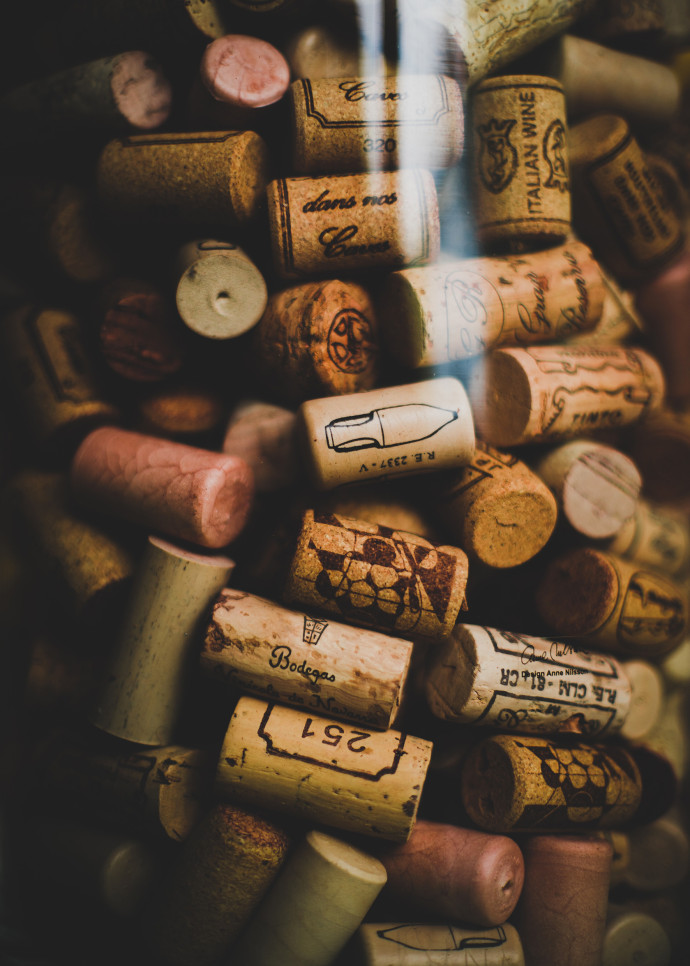 Nombreux sont les domaines à arracher leurs pieds de vignes produisant des vins généreux et alcooleux, pour replanter des cépages plus adaptés aux nouvelles conditions météo.