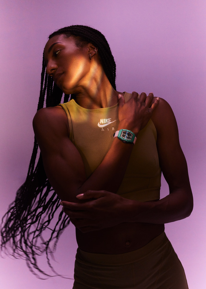 L’heptathlète Nafi Thiam, RM au poignet.