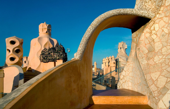 Ⓒ La pedrera / Casa Mila.