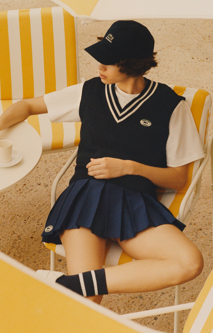 Un aperçu de la collaboration de Lacoste et Sporty & Rich.
