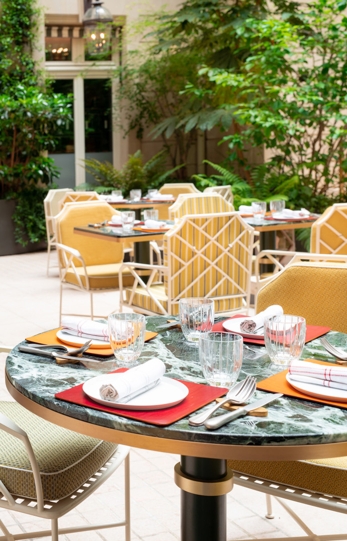 La terrasse de Comestibles.