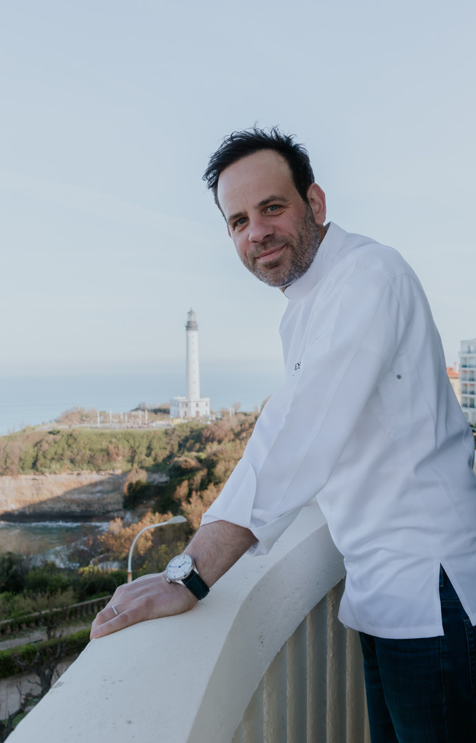 Grégory Marchand au balcon du Régina.