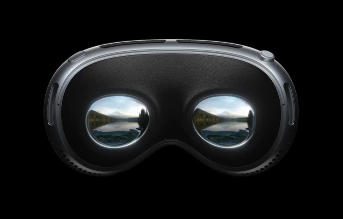 On peut choisir choisir le degré d’immersion, en passant selon les besoins et les désirs de la réalité virtuelle, voire l’immersion totale, à la réalité augmentée.