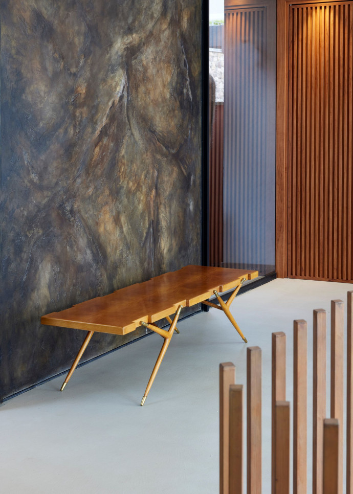 Artcurial met en vente des pièces de mobilier de designers renommés.