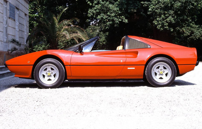 Ferrari 308 GTS1 (1980).