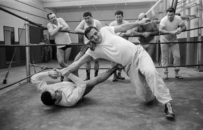 lino ventura catcheur acteur