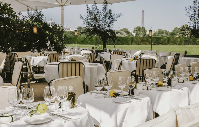 loulou paris restaurant ouvert en août