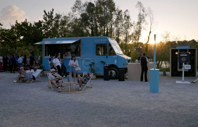 SodaStream entame un tour de France pour faire goûter l’eau pétillante à Paris, Nantes, Lyon et Lille entre le 1er juin et le 16 juillet.