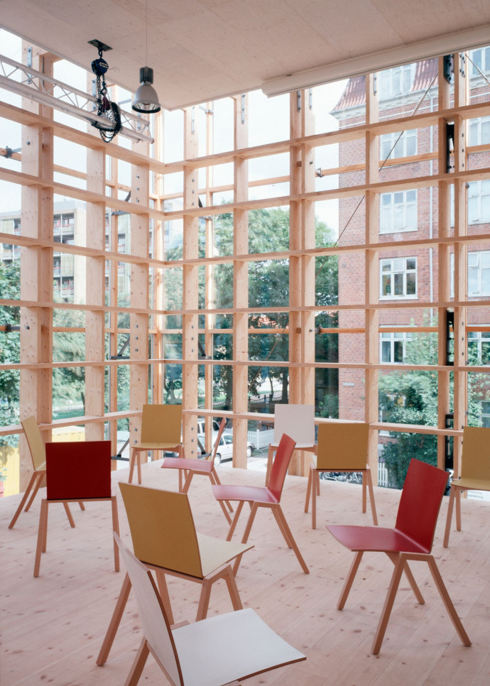 Le premier projet de Dorte Mandrup, en 2001, un centre communautaire à Jemtelandsgade, au Danemark, dans un quartier à l’abandon.