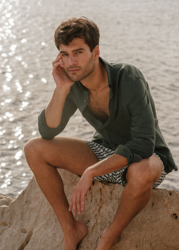 Chemise en lin et maillot 100 % recyclé, Apnée.