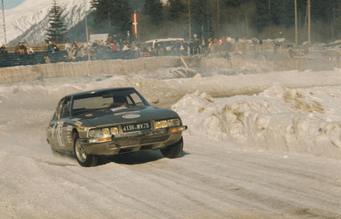 La SM en action pendant la course phare de Chamonix, en 1972, la Ronde Hivernale.