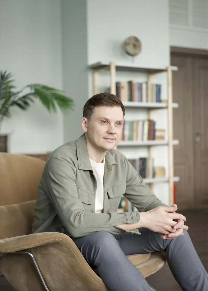 Portrait de Sergey Arkhengelskiy.