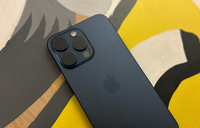 iPhone 15 Pro max apple téléphone