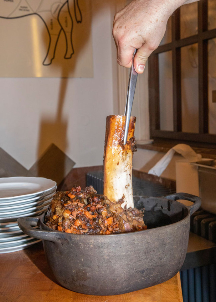 Kantyna est le temple de la viande de Prague.