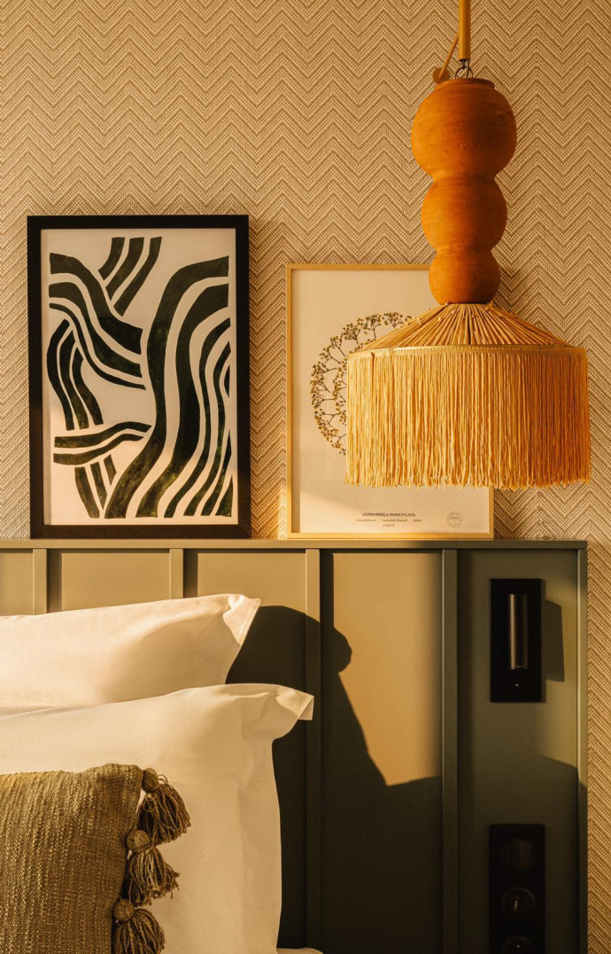 La chambre 303.