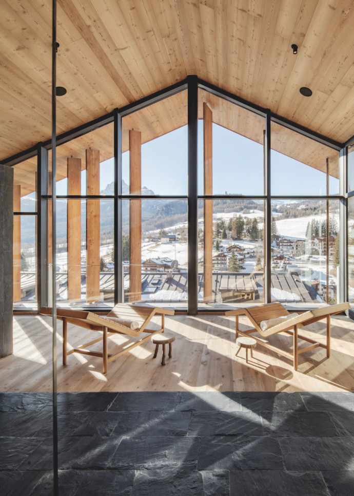 Chaque hiver, la montagne apporte son lot de nouveautés. TGL a sélectionné pour vous les 6 plus beaux hôtels où séjourner à la montagne, 2023 – TGL