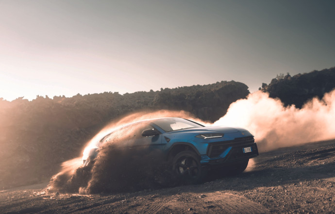 La Lamborghini Urus S a le mérite d’avoir trouvé une voie bien à lui, avec un profil très acéré de SUV coupé.