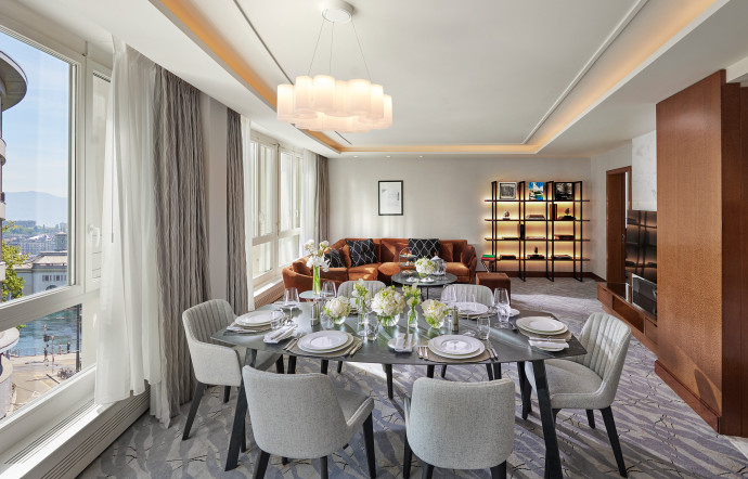 Les suites « vue Rhône » se dotent désormais d’un mobilier contemporain.