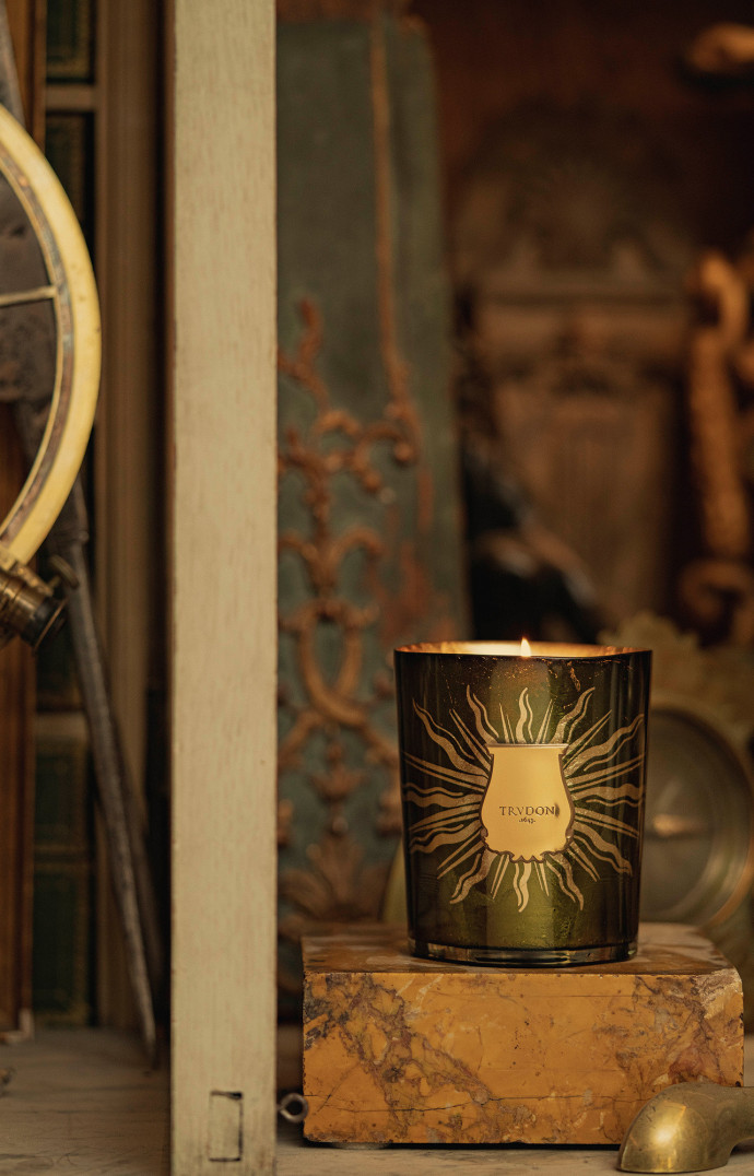 Gabriel, senteur feu de bois gourmand, 103 €, disponible en ligne.
