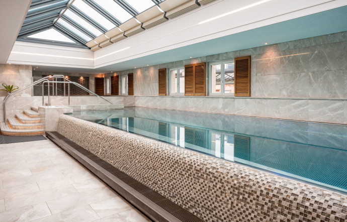 four seasons geneva spa piscine