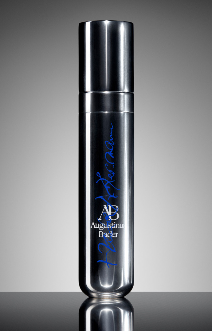 The Haider Ackermann – Augustinus Bader Limited Edition ‘The Cream’, 50ml, 485 euros sur augustinusbader.com