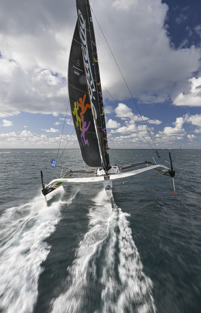 Et une impression du navire, vu de derrière en pleine action.