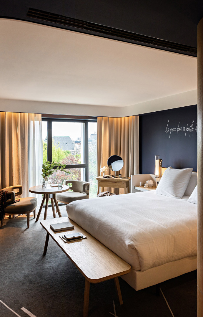 Les chambres de l’hôtel sont fonctionnelles et faciles à vivre.