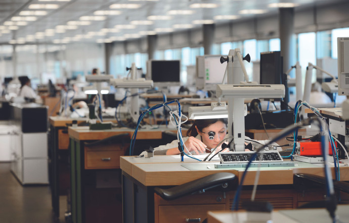 Rolex se repositionne chaque fois davantage sur le haut de gamme.