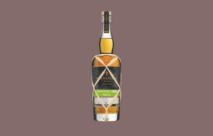 Rhum Single Cask Trinidad 2016, vieilli en fûts de mezcal / Prix : 60 €.