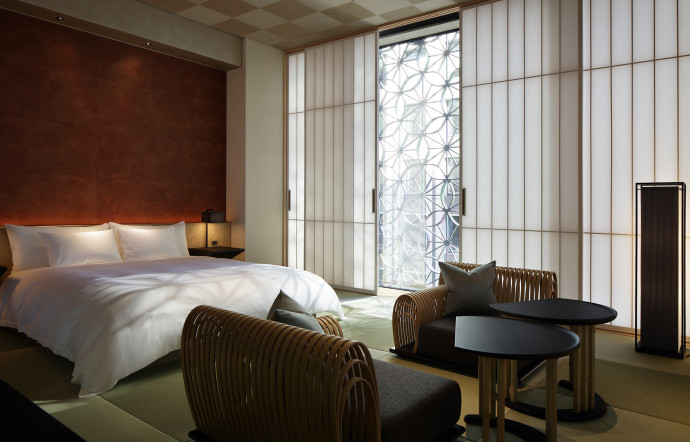 La façade fleurie de l’hôtel amène aussi une certaine esthétique en chambre.
