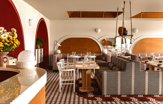 hotel regina biarritz experimental group