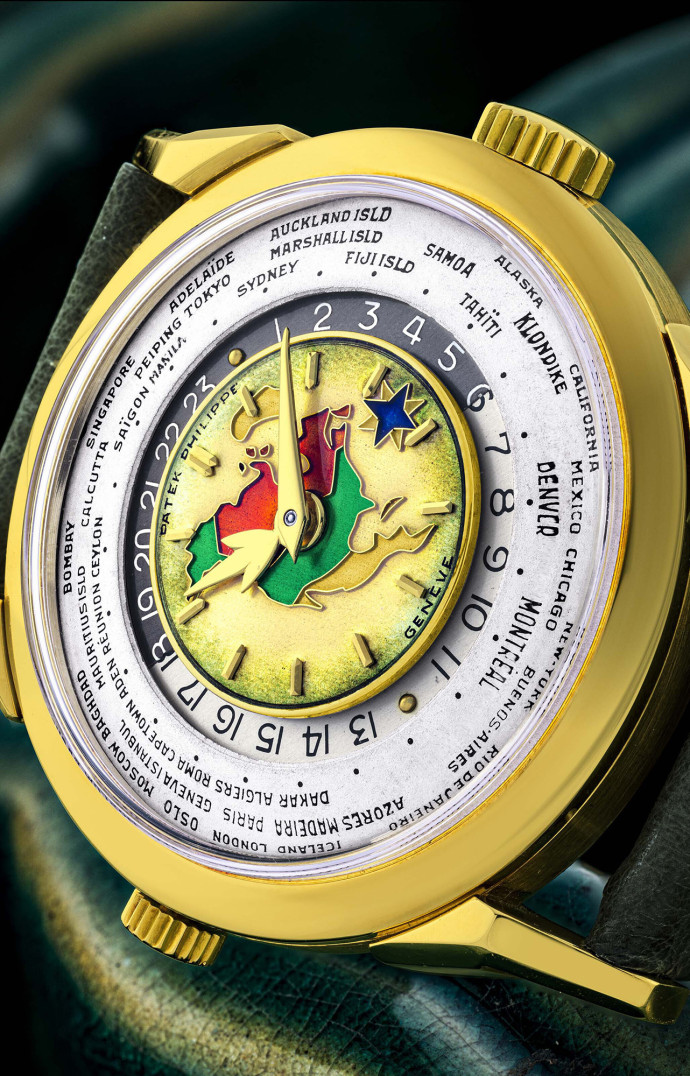 1- Montre-bracelet Patek Philippe World Time Ref. 2523J ‘North America’ en or 18 carats, deux couronnes, cadran en émail représentant la carte de l’Amérique du Nord (1955). HKD 66,625,000 (7,86 millions d’euros).