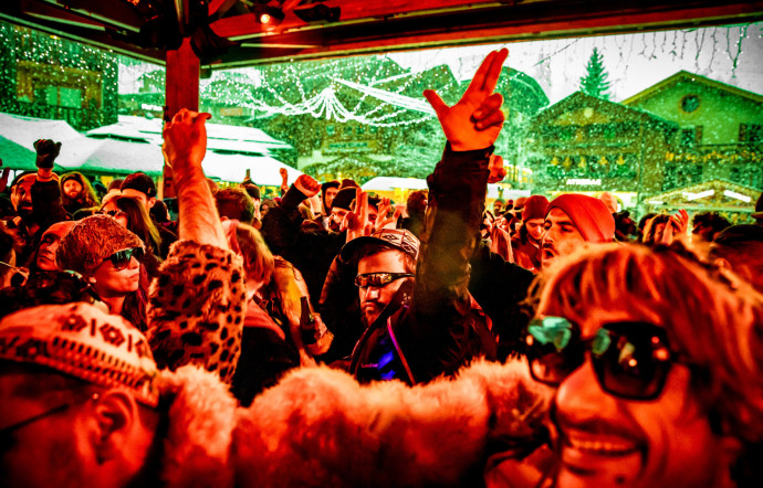 En 2012, le partage de sa bonne parole musicale en live prend une nouvelle dimension avec le Radio Meuh Circus Festival, une petite semaine de concerts et de DJ-sets organisée au printemps dans La Clusaz.