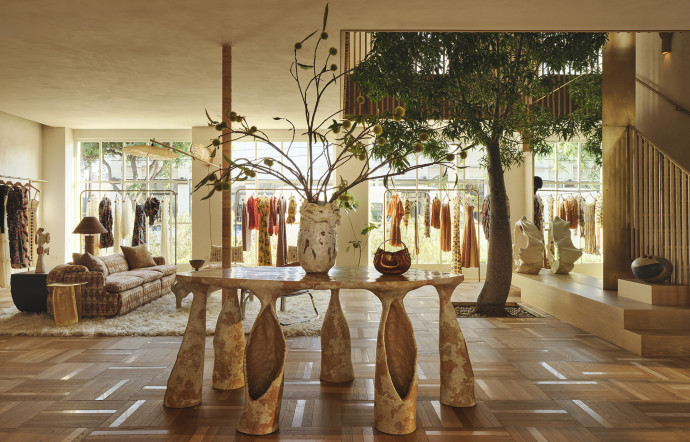 Kelly Wearstler vient également de redesigner la boutique de la créatrice de mode Ulla Johnson, à Los Angeles.