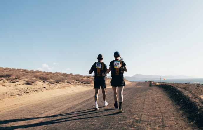 Depuis 2017, des versions «Half» (de 70, 100 ou 120 km) du Marathon des sables se déroulent au Maroc, en Namibie, au Pérou, en Égypte ou en Jordanie.