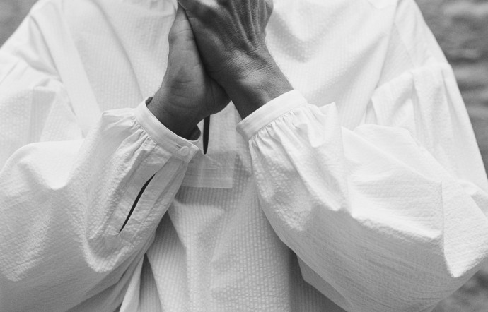 Malmenée par le sportswear, la chemise se renouvelle en version haut de gamme et sur mesure pour des occasions choisies, 2024 - TGL