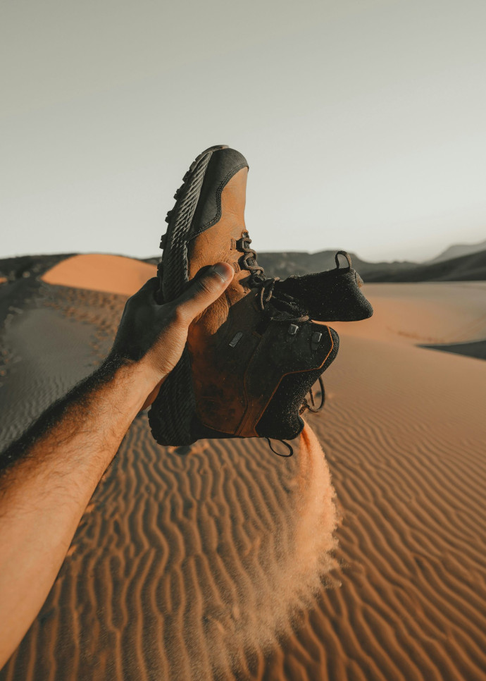 Faire l’impasse sur les chaussures.