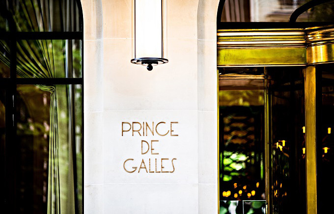 métier de concierge d'hôtel de luxe concierge