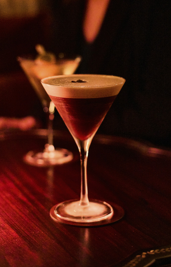 Un Expresso Martini dans les règles de l’art.