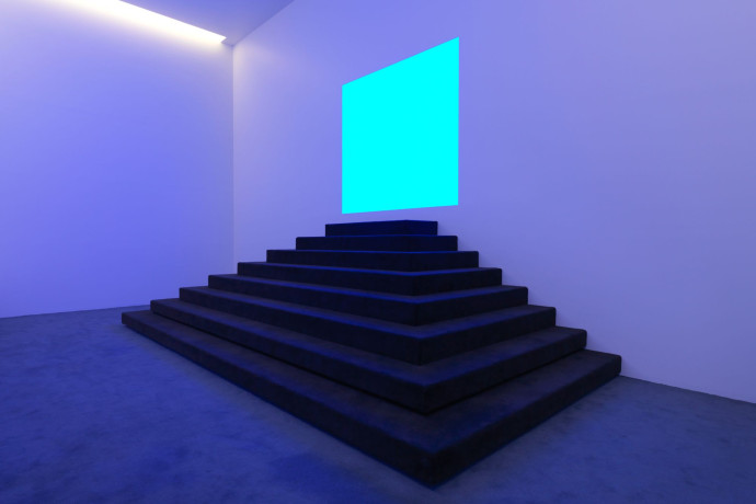 . Dans les galeries souterraines de l’aile Pharos du MONA, plusieurs œuvres de James Turrel se succèdent, dont Event Horizon.