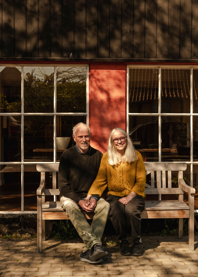 Il peut vous arriver de dîner chez Nicolai Nørregaard juste à côté de Torben et Susanne Lov, un amour de couple.