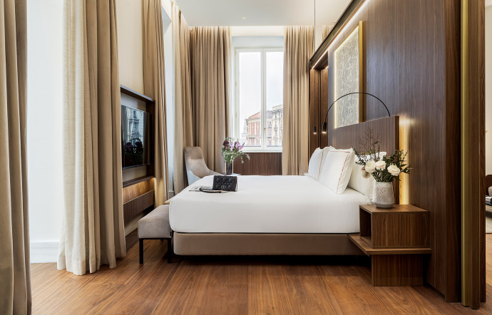 Les chambres de l’hôtel sont parfaitement insonorisées contre le tumulte de la ville.