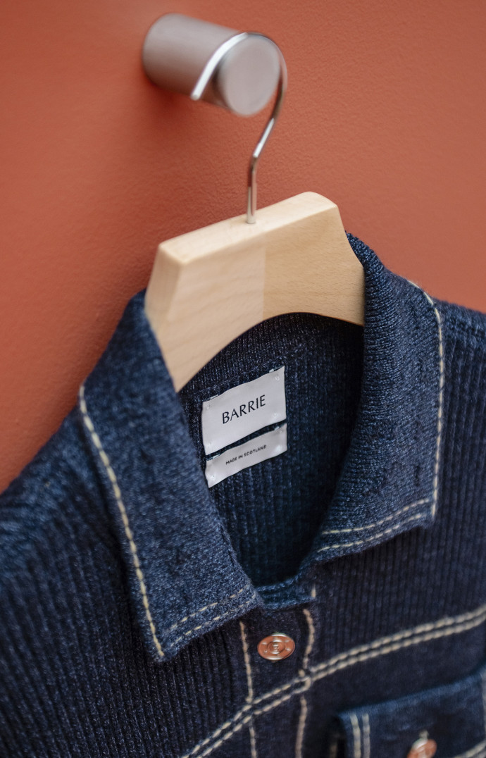 Barrie met les pleins phares sur le denim cet hiver.