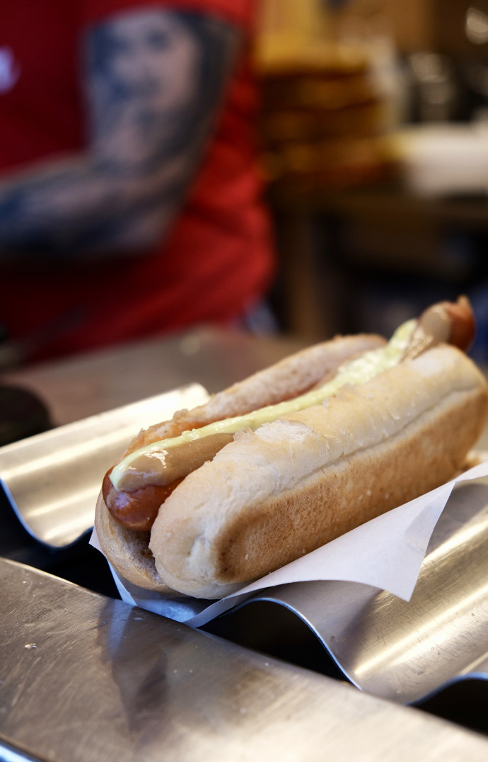 Il faut goûter à ce hot dog islandais… qui n’a finalement rien de si spécial !