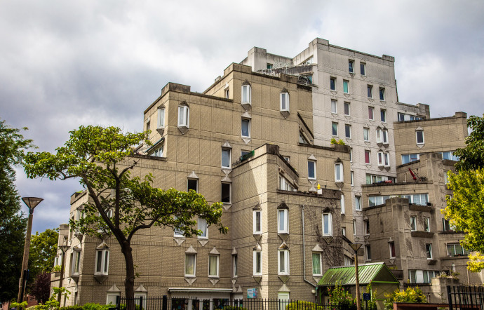 Les Pyramides, à Evry-Courcouronnes.