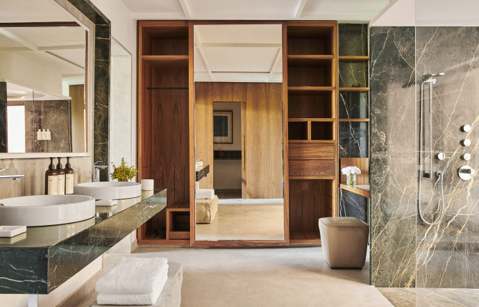 L’élégance du Park Hyatt Marrakech dans une salle de bains.