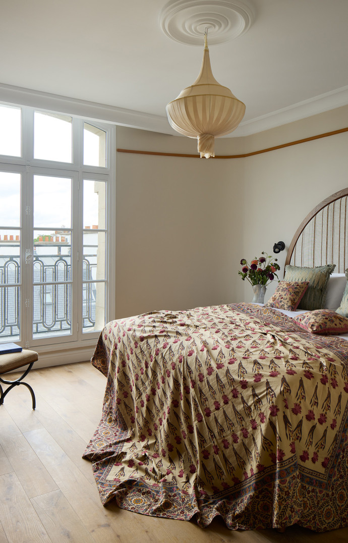 Les 122 chambres de l’hôtel n’ont pas le grain de folie que l’Appartement du Collectionneur… ni son prix.