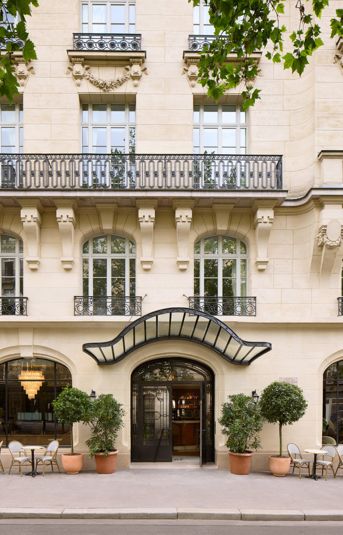 Une façade typiquement germanopratine qui n’a pas pris une ride.