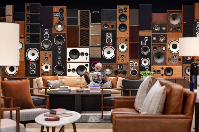 Le studio de design d’intérieur Looney & Associates a transformé The Central Station Memphis en hub musical. L’un des plus beaux hôtels pour les passionnés de musique.