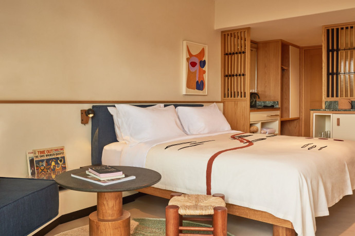 Chaque chambre du Ace Hotel & Swim Club Athens possède une platine pour écouter ses vinyles favoris.
